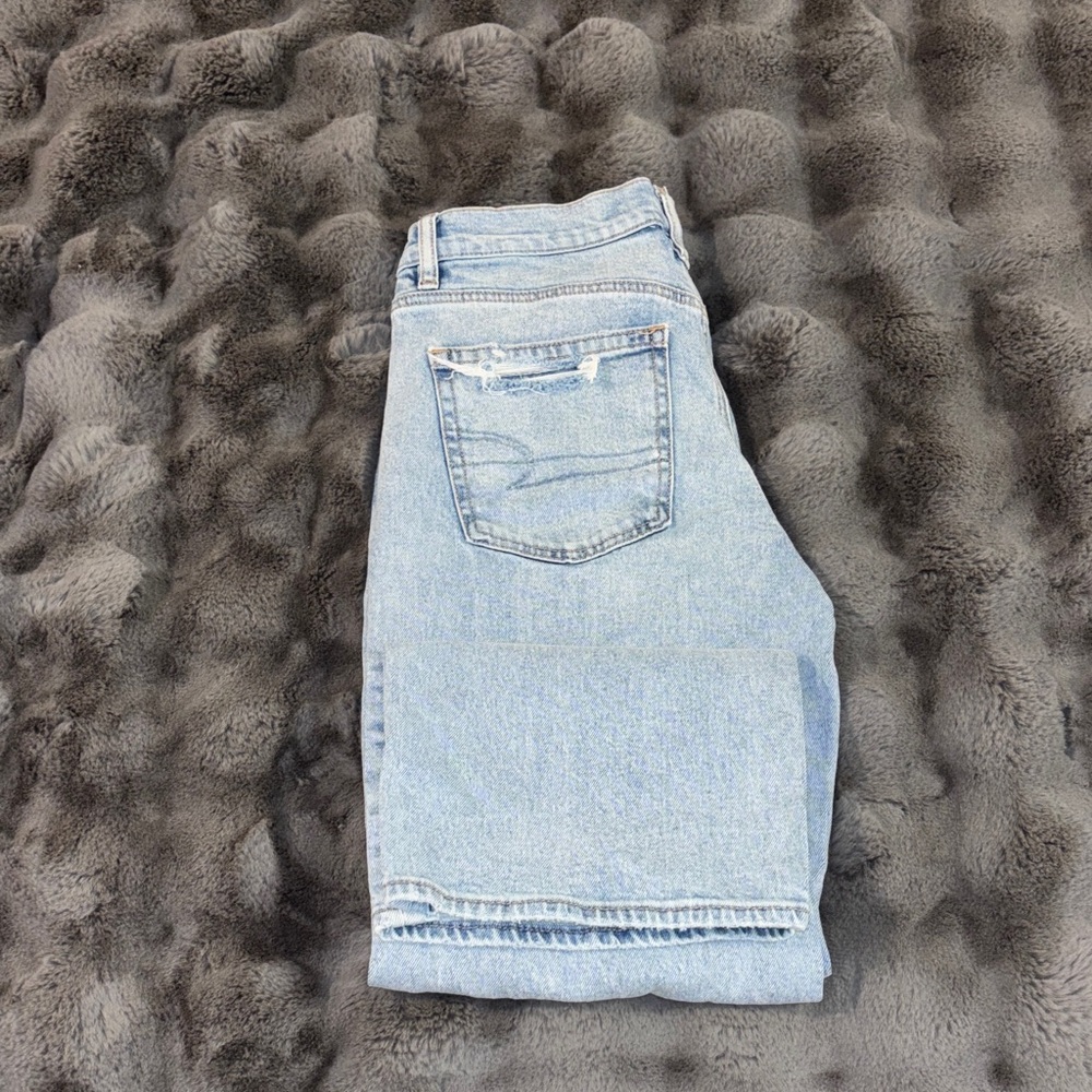 American Eagle Outfitters Light Wash Straight Leg Jeans